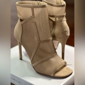 Almond Mesh ankle boots